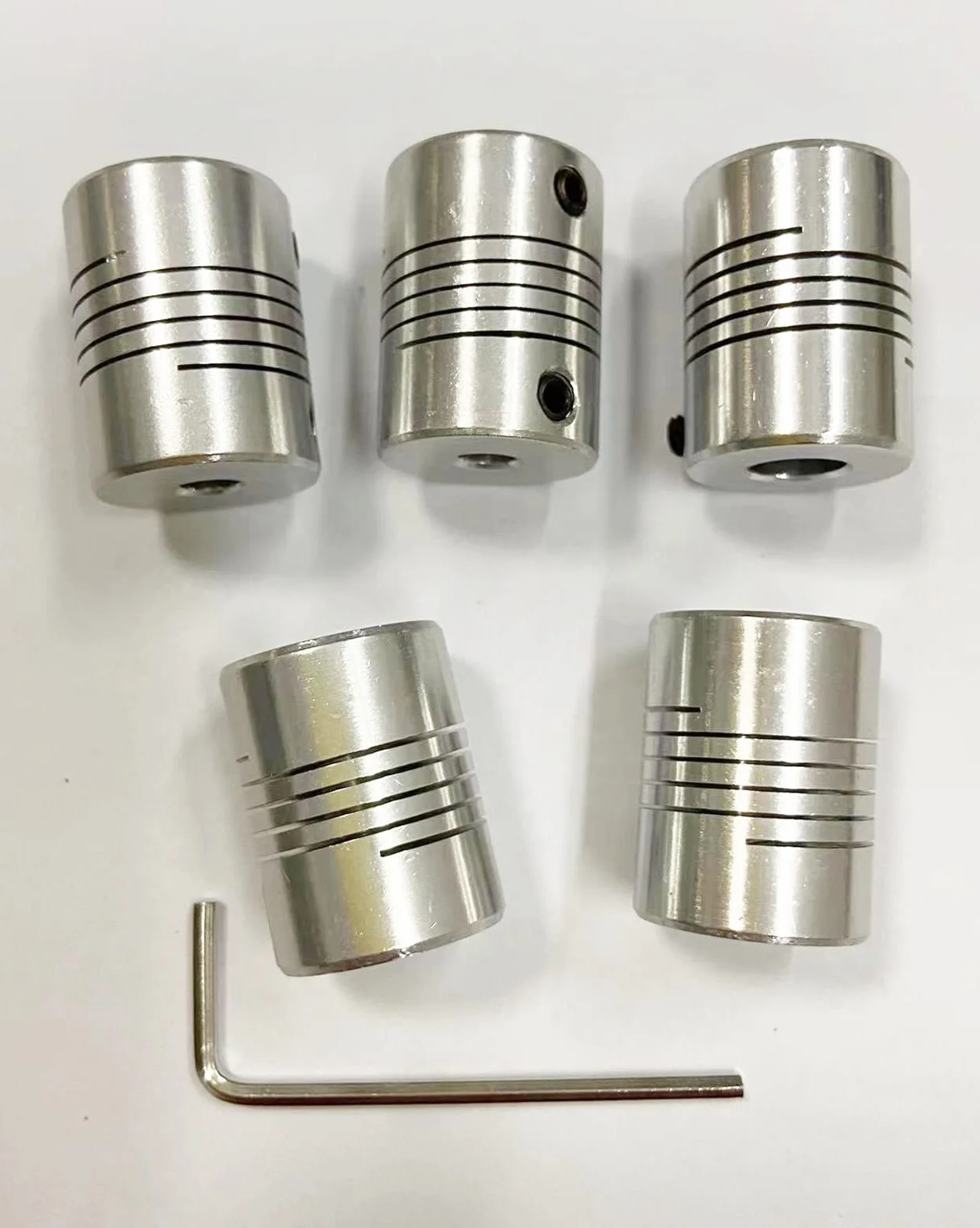 Aluminiowe elastyczne sprzęgło wału 5 mm x 8 mm OD 19 mm dł. 25 mm do silnika krokowego CNC
