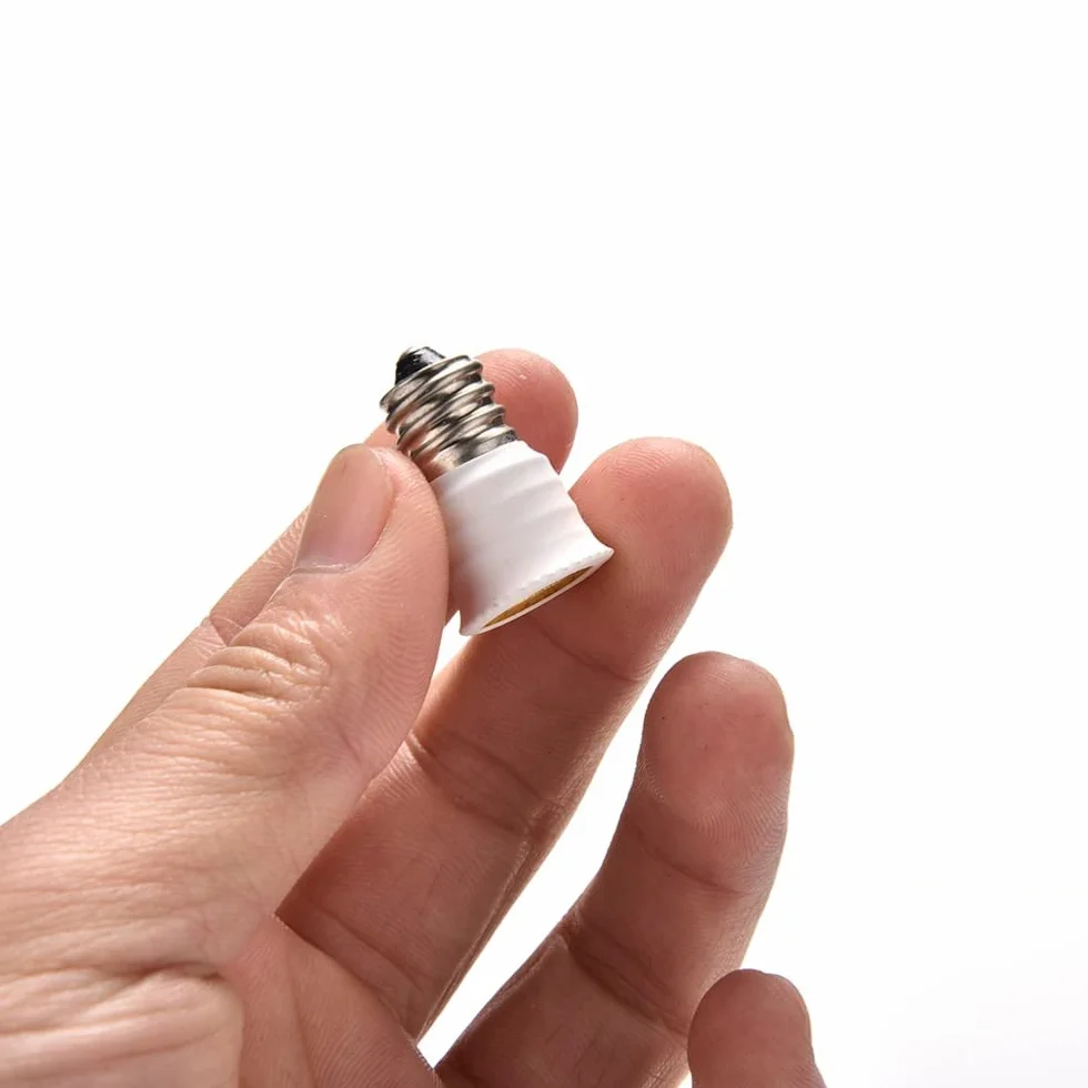 4 sztuki konwerter adapter oprawki E12 na E14 do lamp LED (E12 na E14)