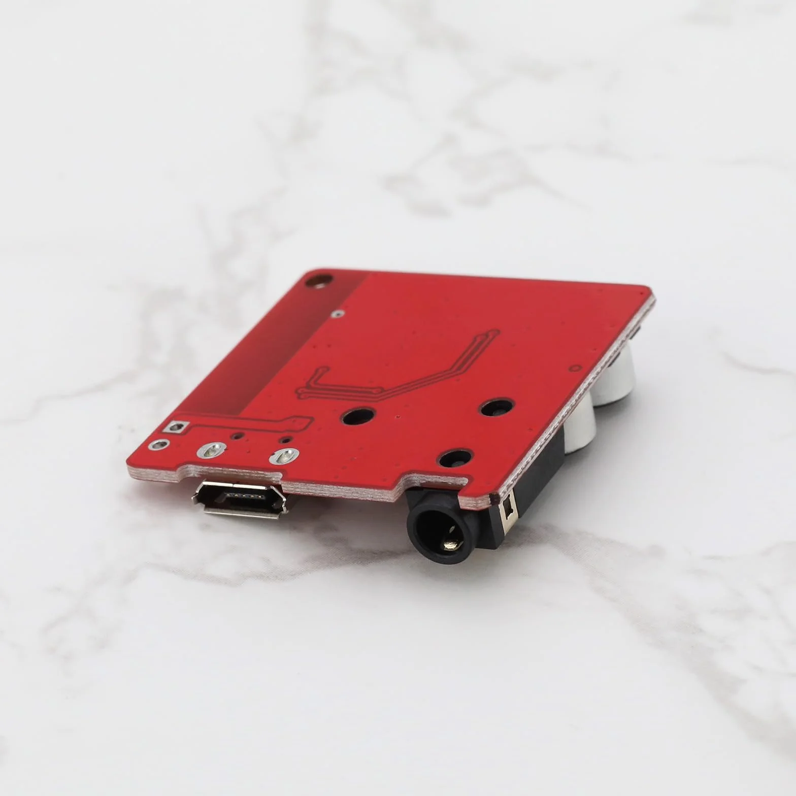 ECSiNG 4 szt. Bluetooth 4.1 MP3 moduł wzmacniacza samochodowego XY-BT mini płytka drukowana dekoder 3,5 mm stereo i moduł odbiornika micro USB do głośników 30 x 30 mm