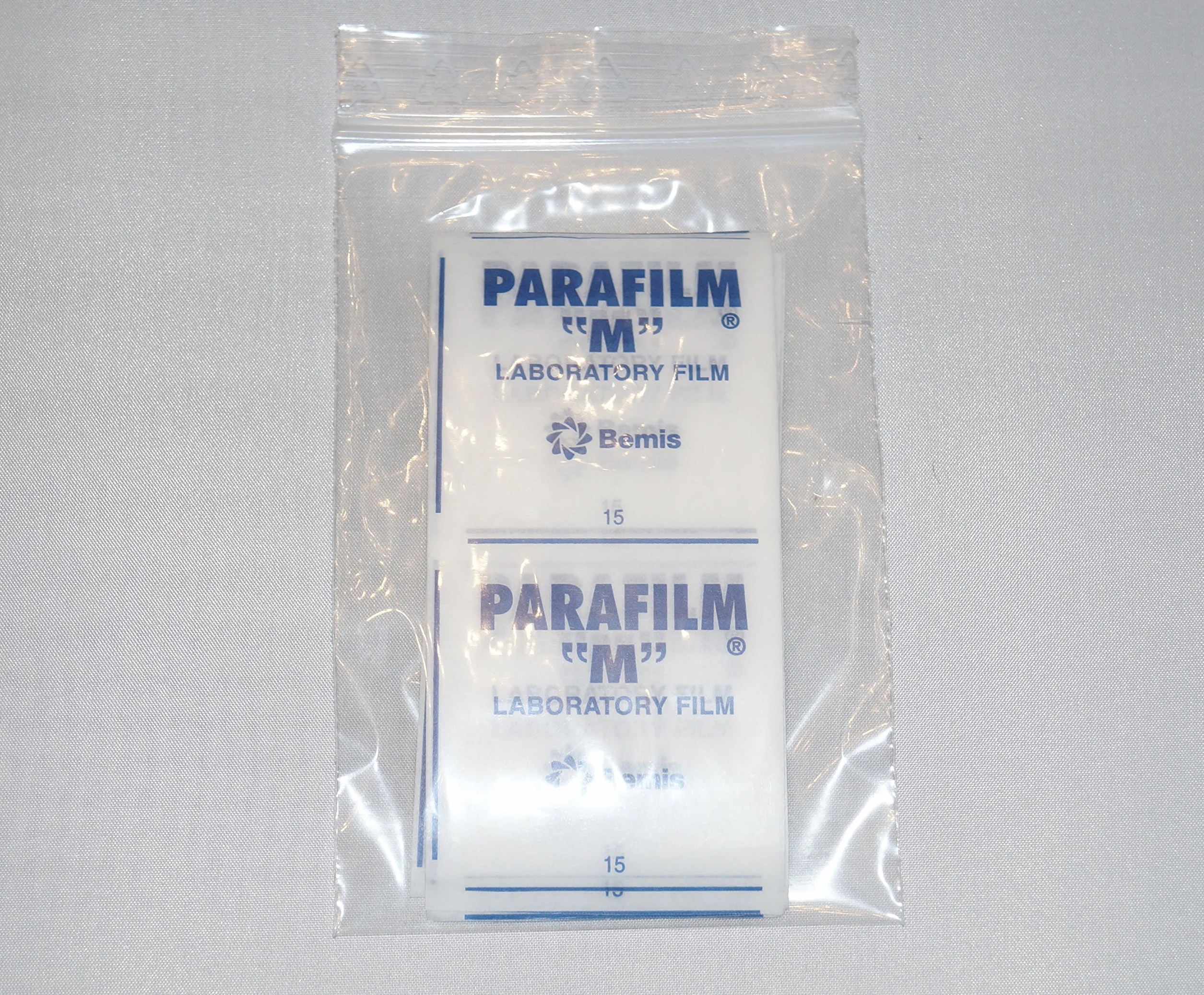 1, 2, 3 lub 5 m taśma zamykająca z parafilmu EXTRABREIT 100 x 5 cm, towar sprzedawany na metry, do zamykania, izolowania, różne butelki lub pojemniki (1 metr)