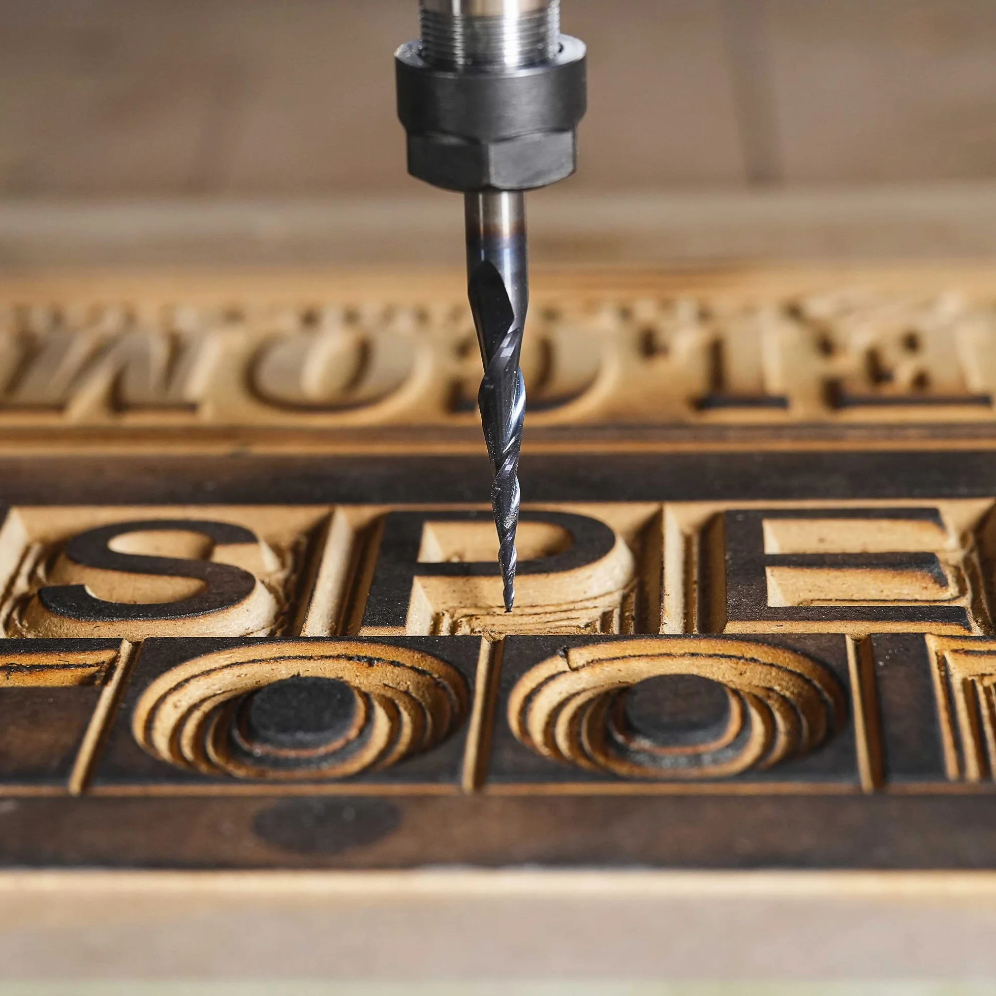 SpeTool Frez z głowicą kulową, stożkowy frez trzpieniowy CNC, 2 flety, promień 0,25 mm, trzpień 3,175 mm (1/8"), powłoka TiAlN, VHM, frez do grawerowania górnowrzecionowego 2D i 3D
