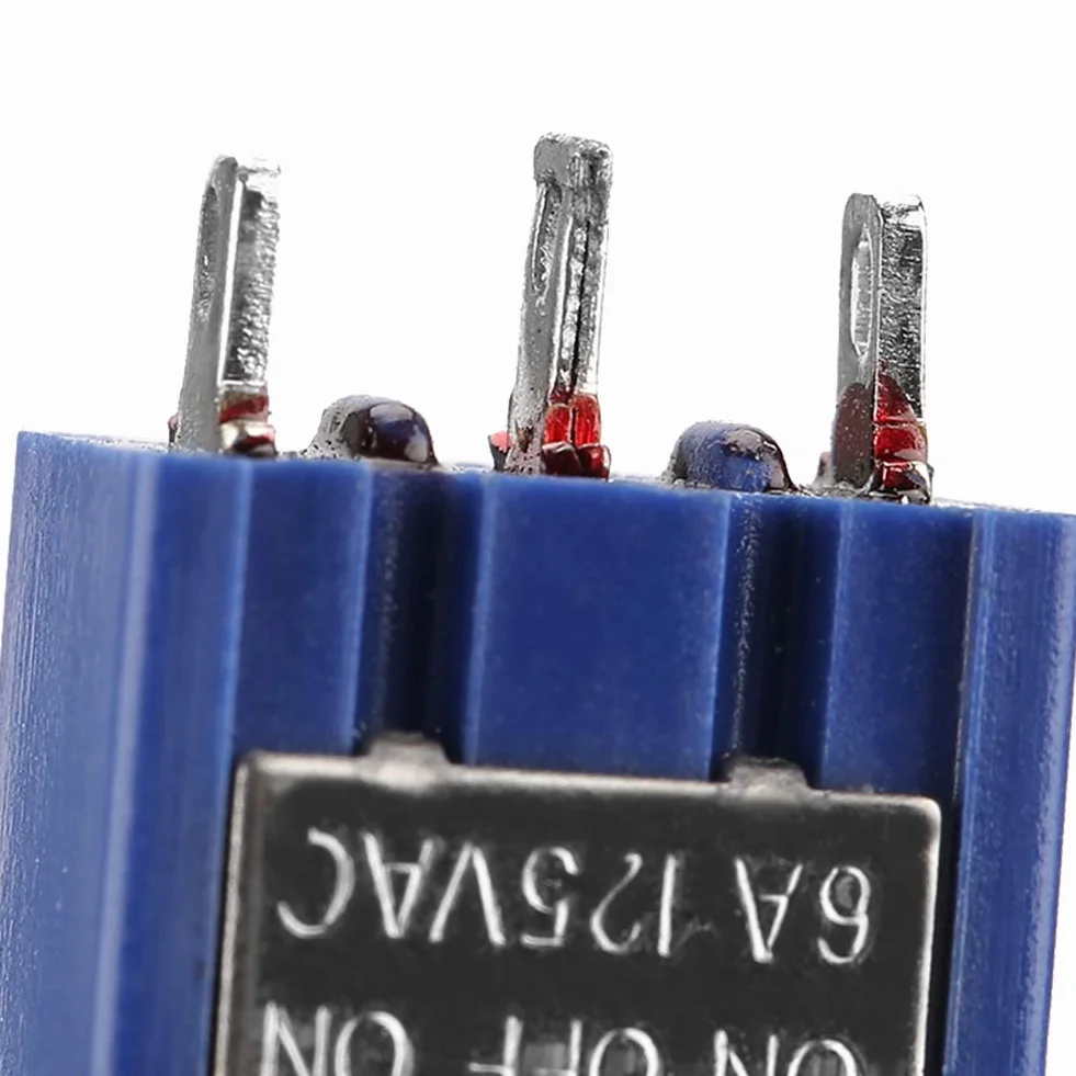 Przełącznik dźwigniowy SPDT 3-pozycyjny On OFF 6A 125VAC 6mm