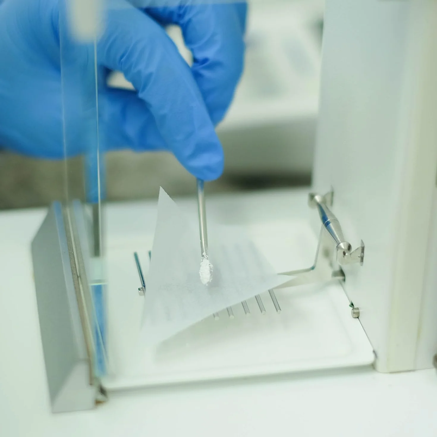 Labasics Zestaw 4 łyżek laboratoryjnych i łopatek laboratoryjnych ze stali nierdzewnej z podwójnym końcem do laboratorium, łopatek do pobierania próbek, łyżek do mikroskopolii, zestaw ważący