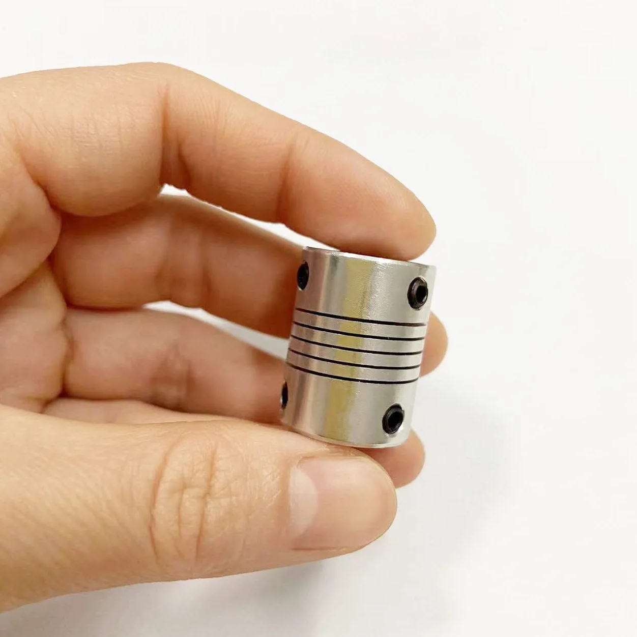 Aluminiowe elastyczne sprzęgło wału 5 mm x 8 mm OD 19 mm dł. 25 mm do silnika krokowego CNC