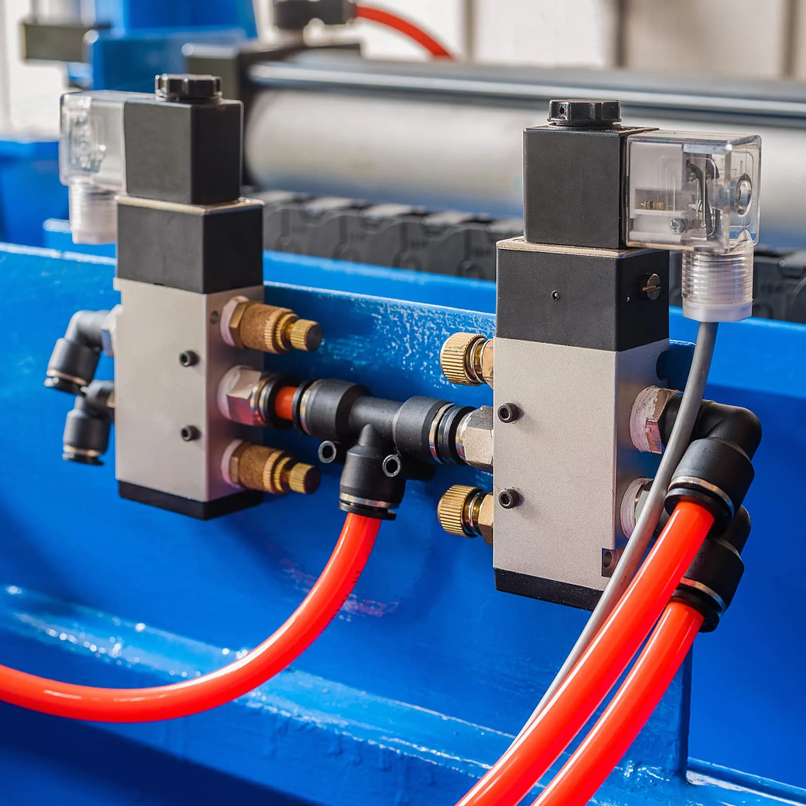 EXLECO Pneumatyczny zawór elektromagnetyczny 24 V DC 1/4" 5/2 aluminium
