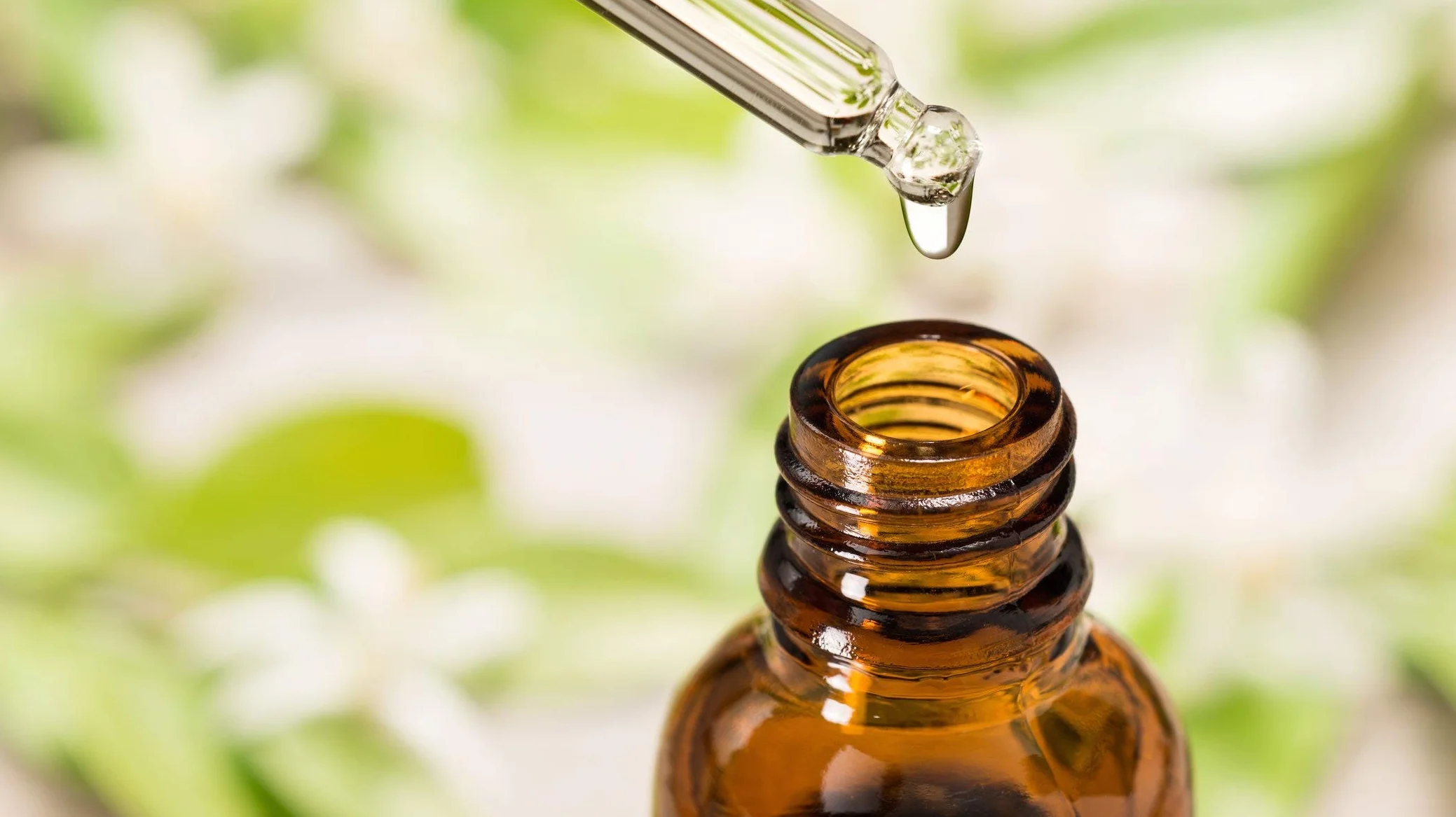 Bursztynowa szklana butelka ze szklaną pipetą, 6 x 20 ml butelki z zakraplaczem do wielokrotnego napełniania do mieszanek olejków eterycznych do aromaterapii