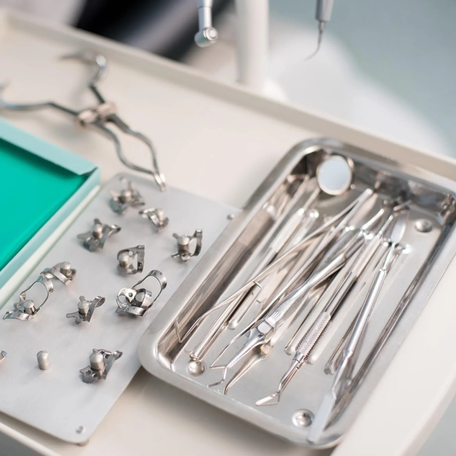 4 szt. prostokątna miska ze stali nierdzewnej, taca na instrumenty, taca ze stali nierdzewnej, taca metalowa, prostokątne tace laboratoryjne, stal nierdzewna, talerze do serwowania do laboratorium