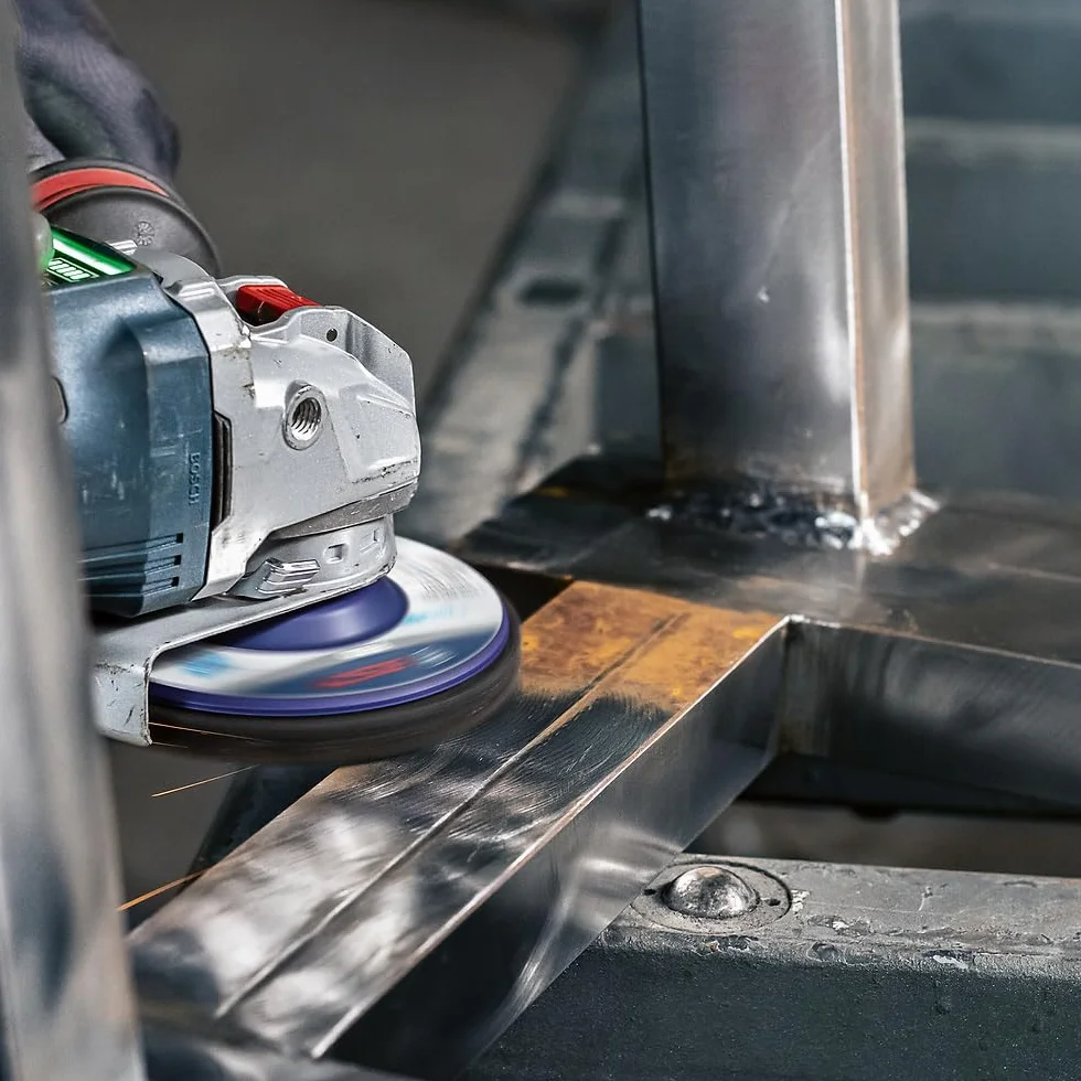 Bosch 1x Tarcza czyszcząca PRO Multi Material N377 (do Blachy stalowe, Stal, Ø 125 mm, Ziarnistość, Professional Akcesoria Mała szlifierka kątowa)