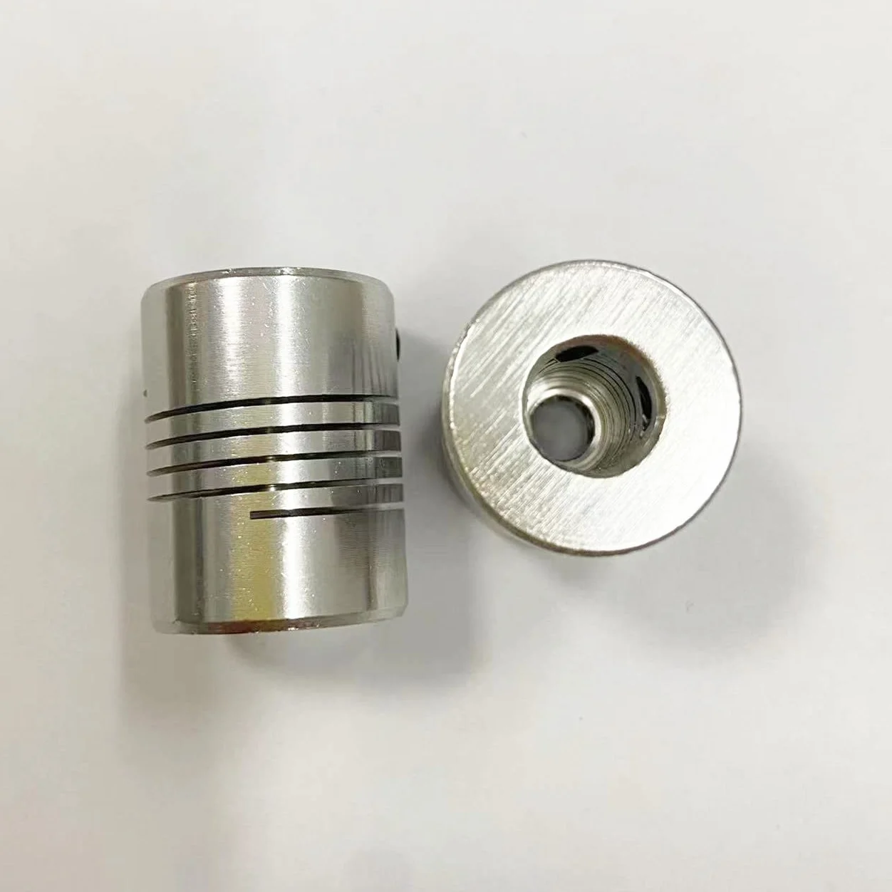 Aluminiowe elastyczne sprzęgło wału 5 mm x 8 mm OD 19 mm dł. 25 mm do silnika krokowego CNC