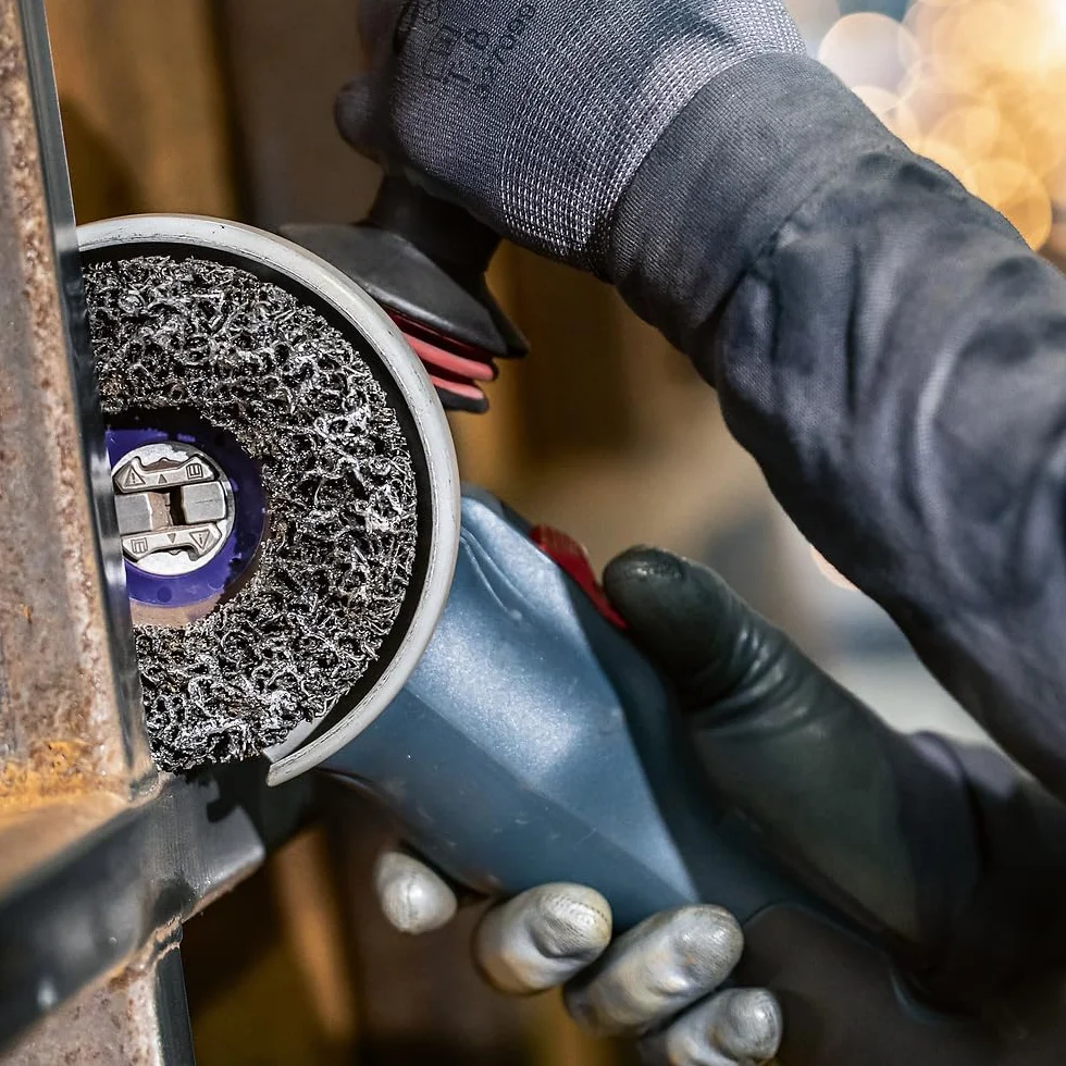 Bosch 1x Tarcza czyszcząca PRO Multi Material N377 (do Blachy stalowe, Stal, Ø 125 mm, Ziarnistość, Professional Akcesoria Mała szlifierka kątowa)