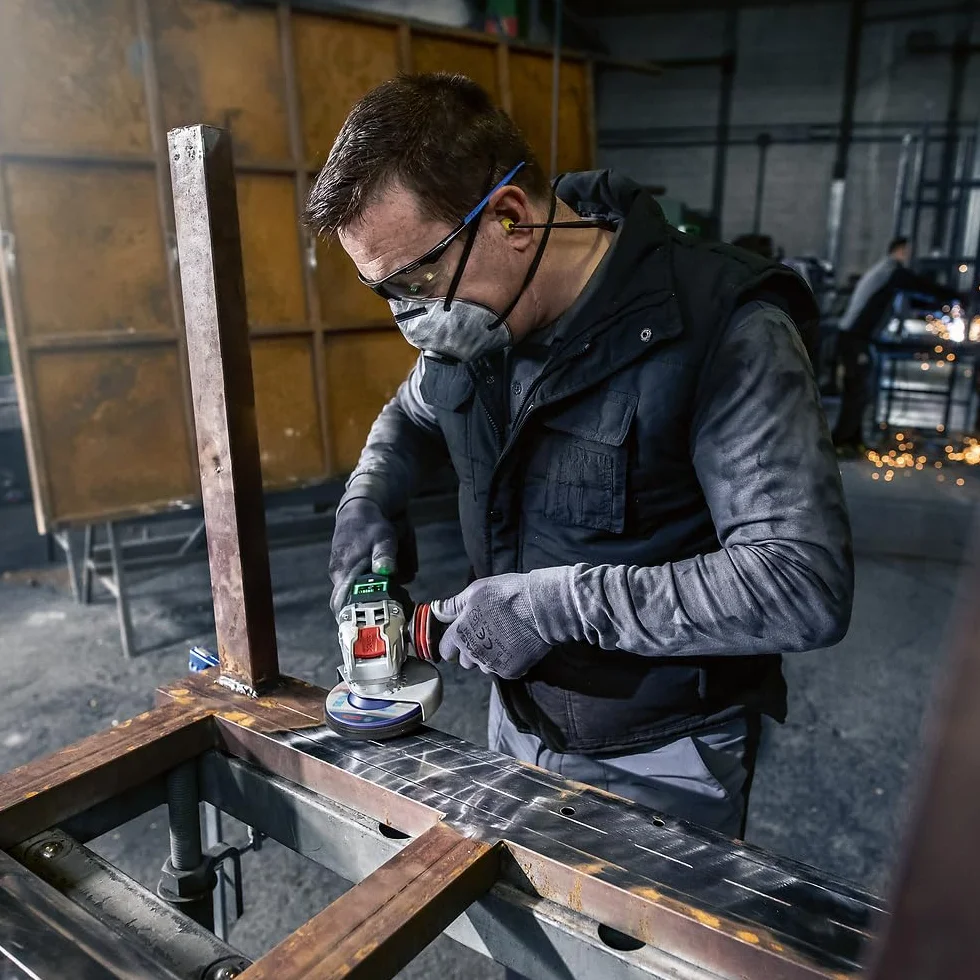 Bosch 1x Tarcza czyszcząca PRO Multi Material N377 (do Blachy stalowe, Stal, Ø 125 mm, Ziarnistość, Professional Akcesoria Mała szlifierka kątowa)
